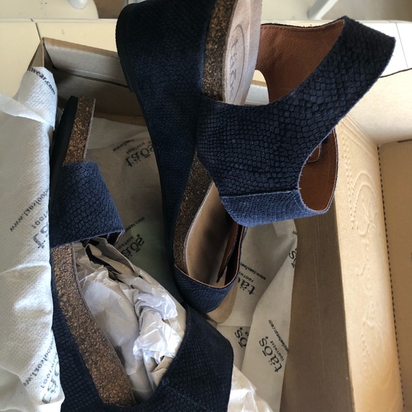 Women’s Taos Sandals - Picture 12 of 12